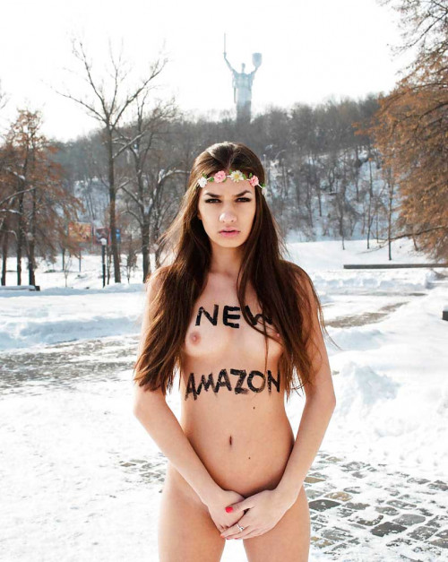 GOLYE-FEMEN-1.jpg
