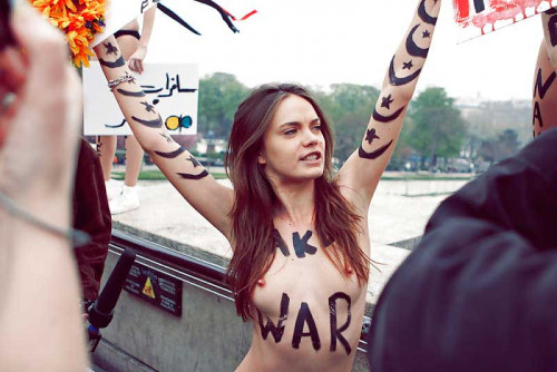 GOLYE-FEMEN-2.jpg