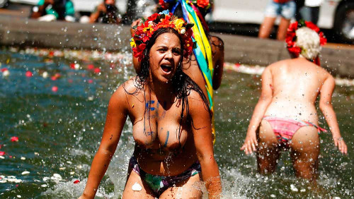 GOLYE-FEMEN-7.jpg